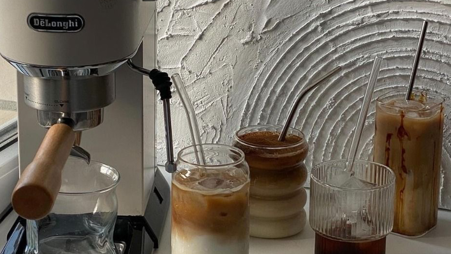 ماكنة وحدة ، مشروبات كتير